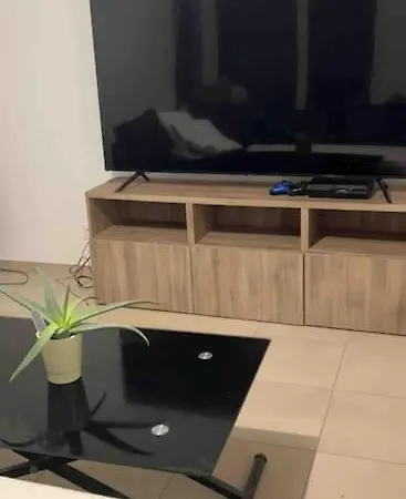 Neuf Lyon 365 Days Jacuzzi En Supplement 40 Euros Apartment Bron