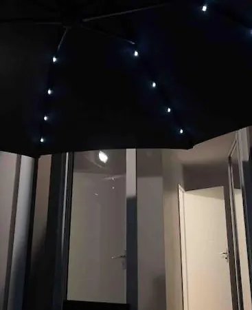 Neuf Lyon 365 Days Jacuzzi En Supplement 40 Euros Apartment