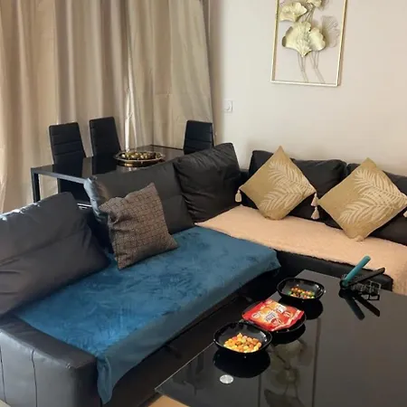 Neuf Lyon 365 Days Jacuzzi En Supplement 40 Euros Apartment *